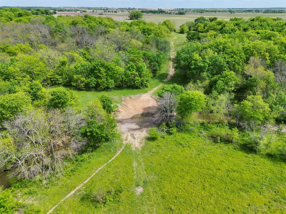 100 S 194th Street W Council Hill, OK 74428