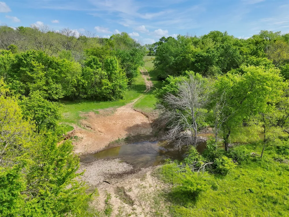 100 S 194th Street W Council Hill, OK 74428