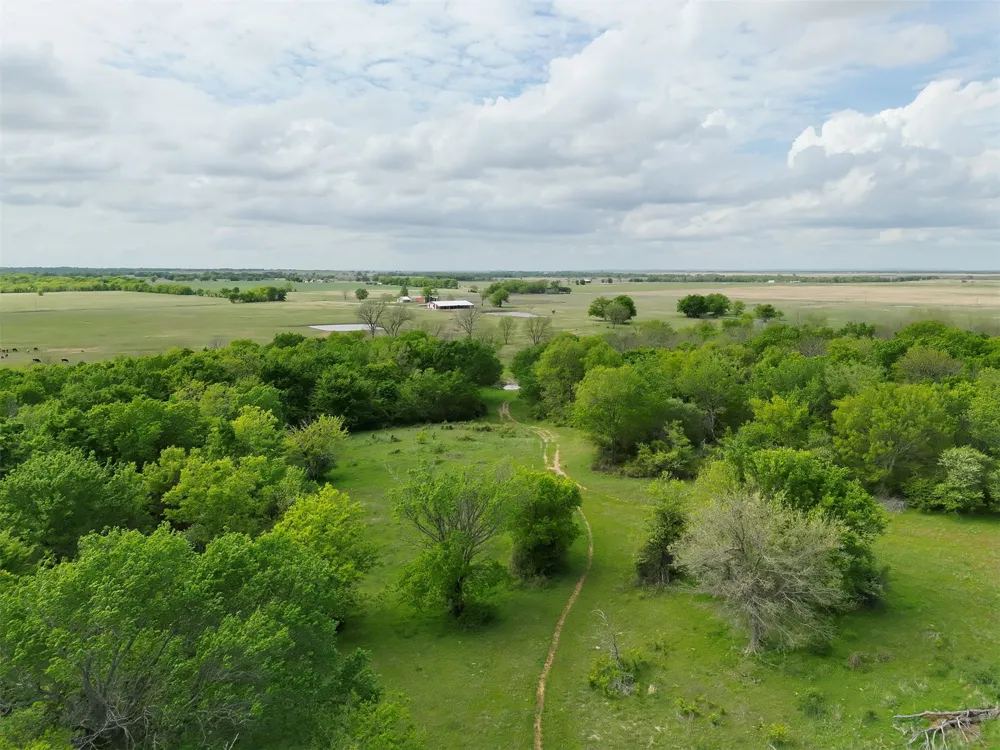 100 S 194th Street W Council Hill, OK 74428