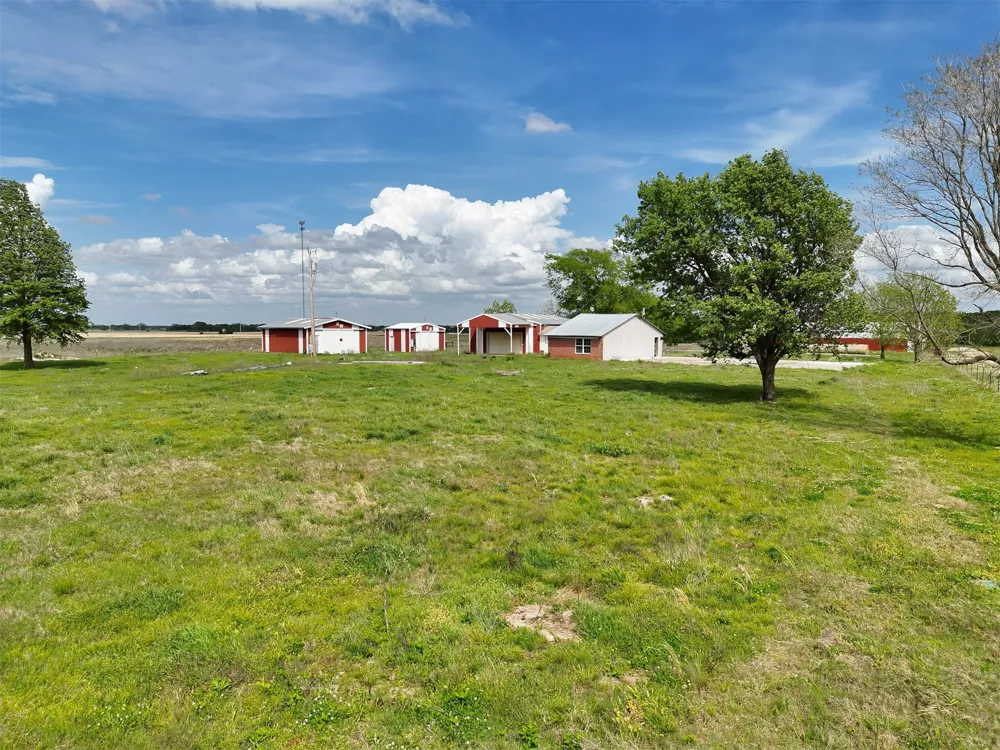 100 S 194th Street W Council Hill, OK 74428