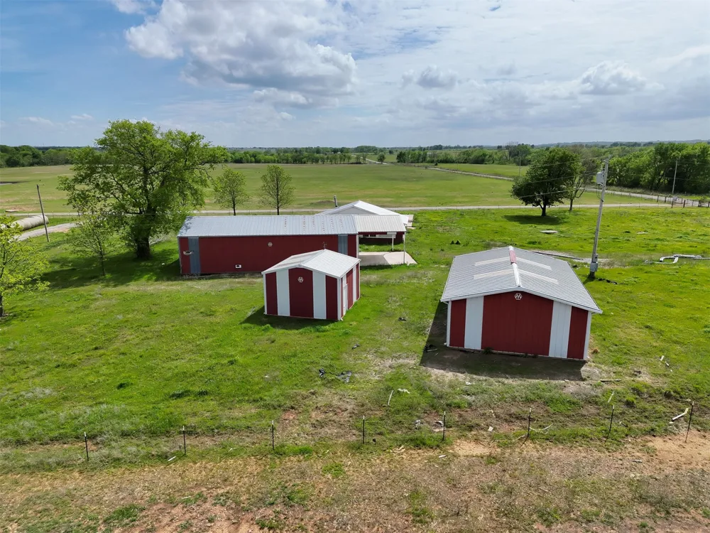 100 S 194th Street W Council Hill, OK 74428