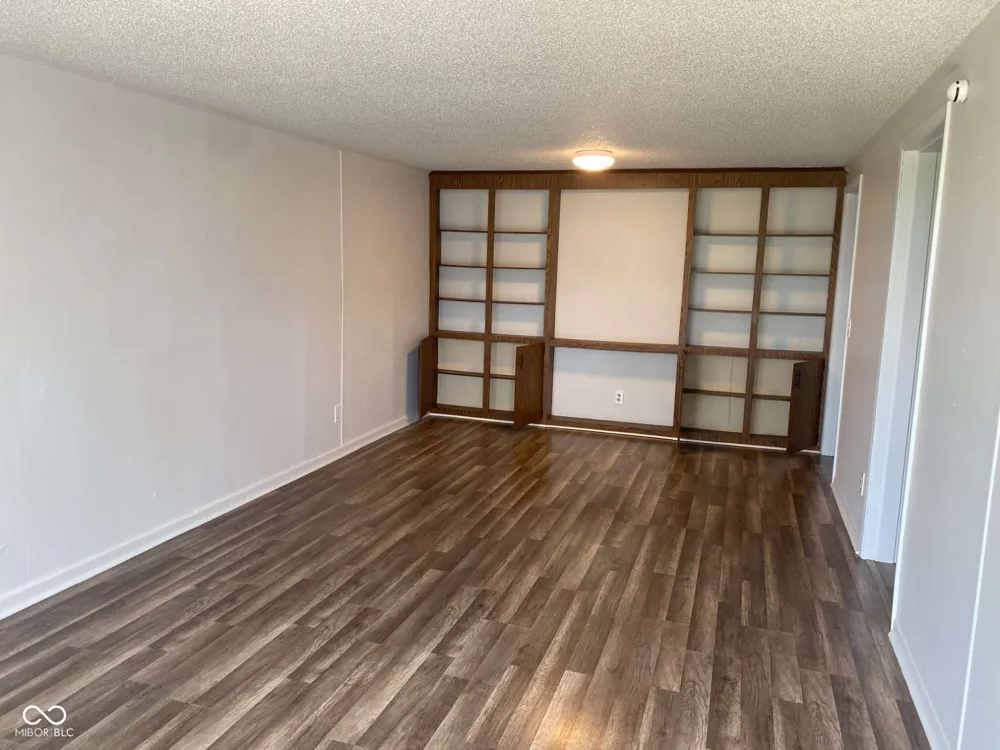 2000 Indianapolis Road #15 Crawfordsville, IN 47933