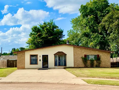 2913 Kirk Lane
