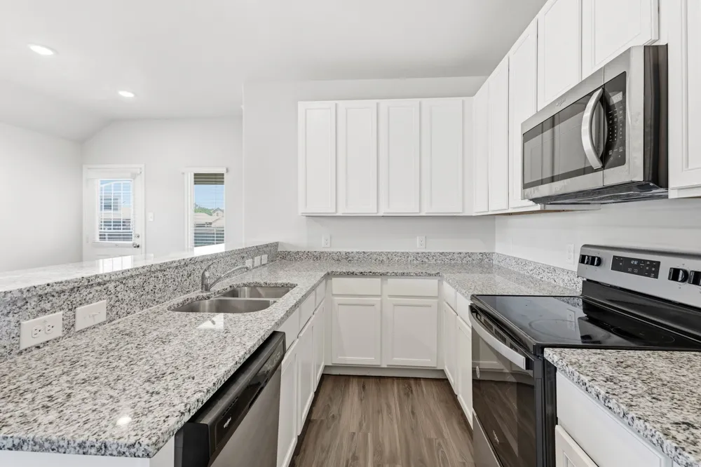 1600 Luke Street Ennis, TX 75119