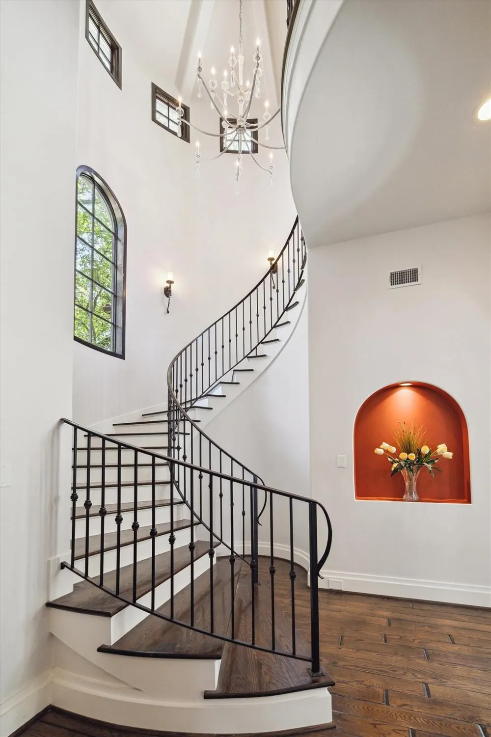 5556 Lynbrook Drive Houston, TX 77056