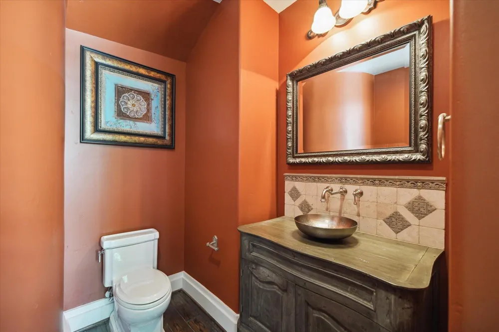 5556 Lynbrook Drive Houston, TX 77056