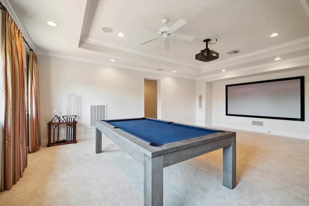 5556 Lynbrook Drive Houston, TX 77056