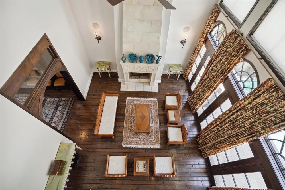 5556 Lynbrook Drive Houston, TX 77056