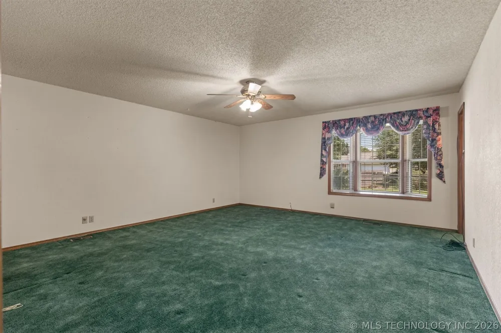 12811 E 133rd Street S Broken Arrow, OK 74011