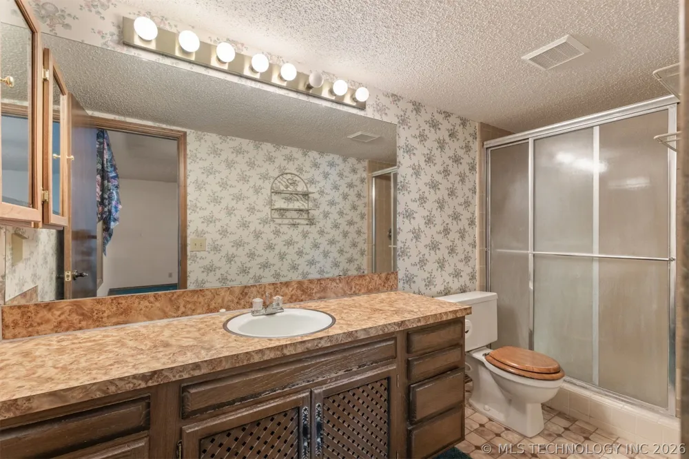 12811 E 133rd Street S Broken Arrow, OK 74011