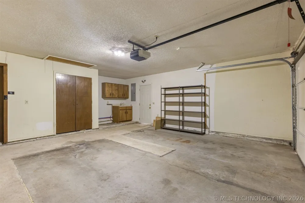12811 E 133rd Street S Broken Arrow, OK 74011