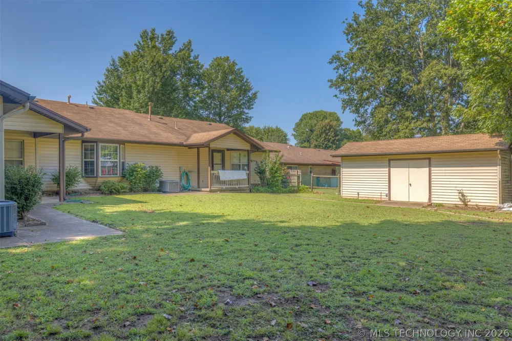 12811 E 133rd Street S Broken Arrow, OK 74011