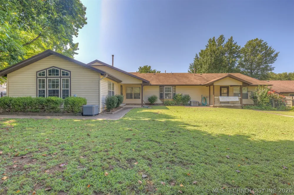 12811 E 133rd Street S Broken Arrow, OK 74011