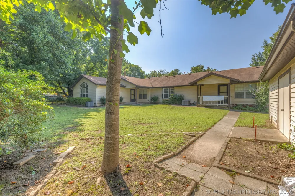 12811 E 133rd Street S Broken Arrow, OK 74011