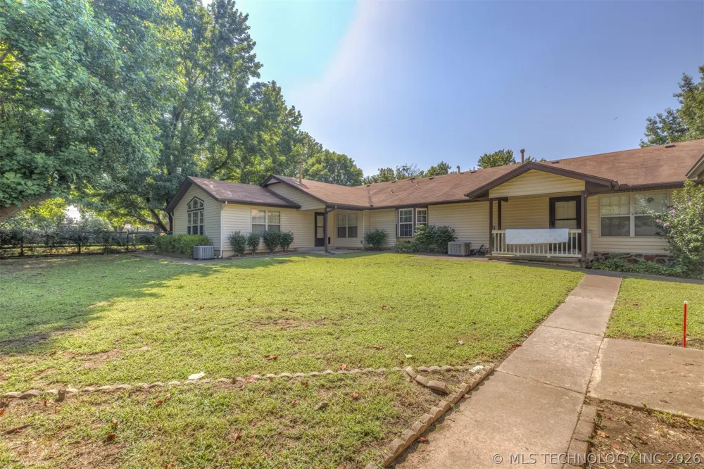 12811 E 133rd Street S Broken Arrow, OK 74011