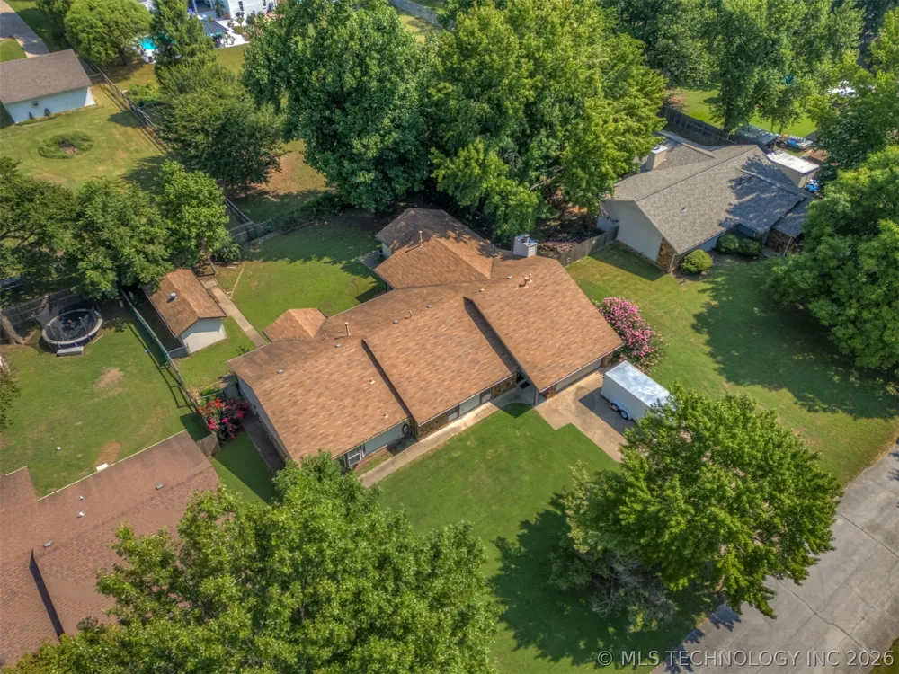 12811 E 133rd Street S Broken Arrow, OK 74011