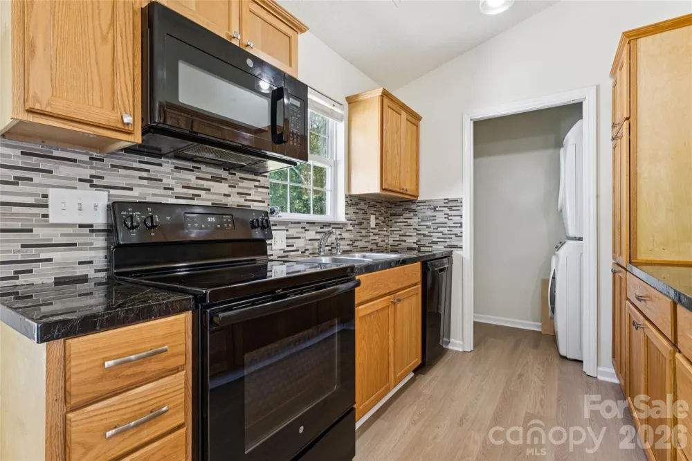 4563 Sunchase Court NW Concord, NC 28027
