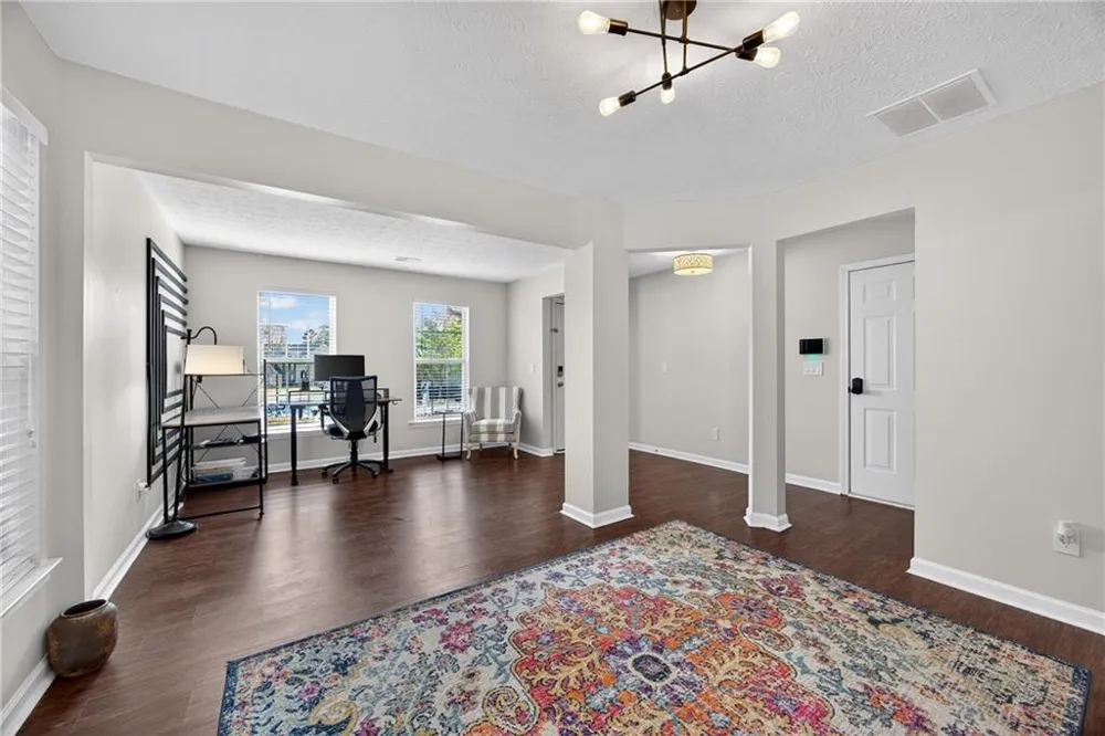 9899 Vista Circle Union City, GA 30291