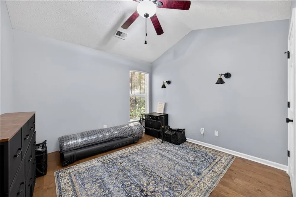 9899 Vista Circle Union City, GA 30291