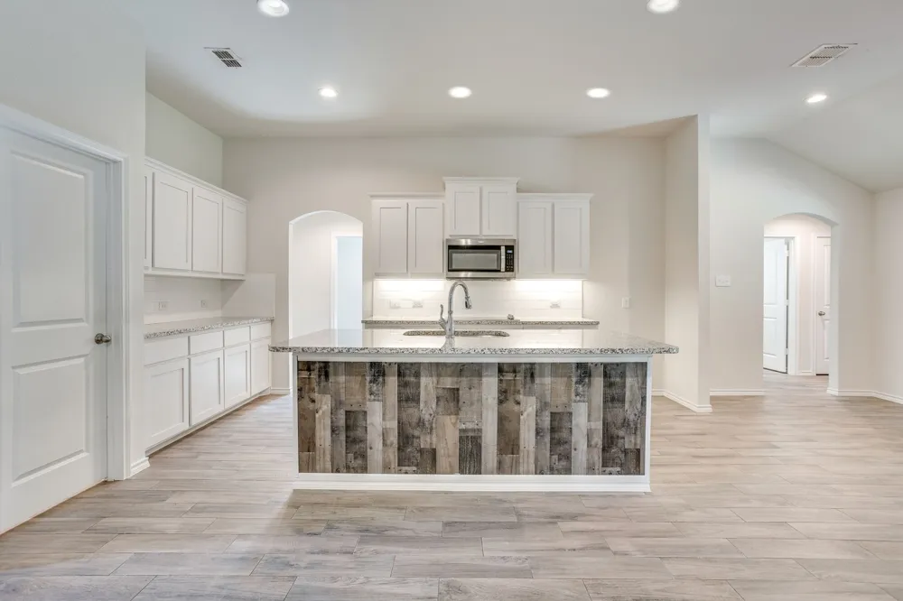 1533 Grassy Meadows Drive Burleson, TX 76058