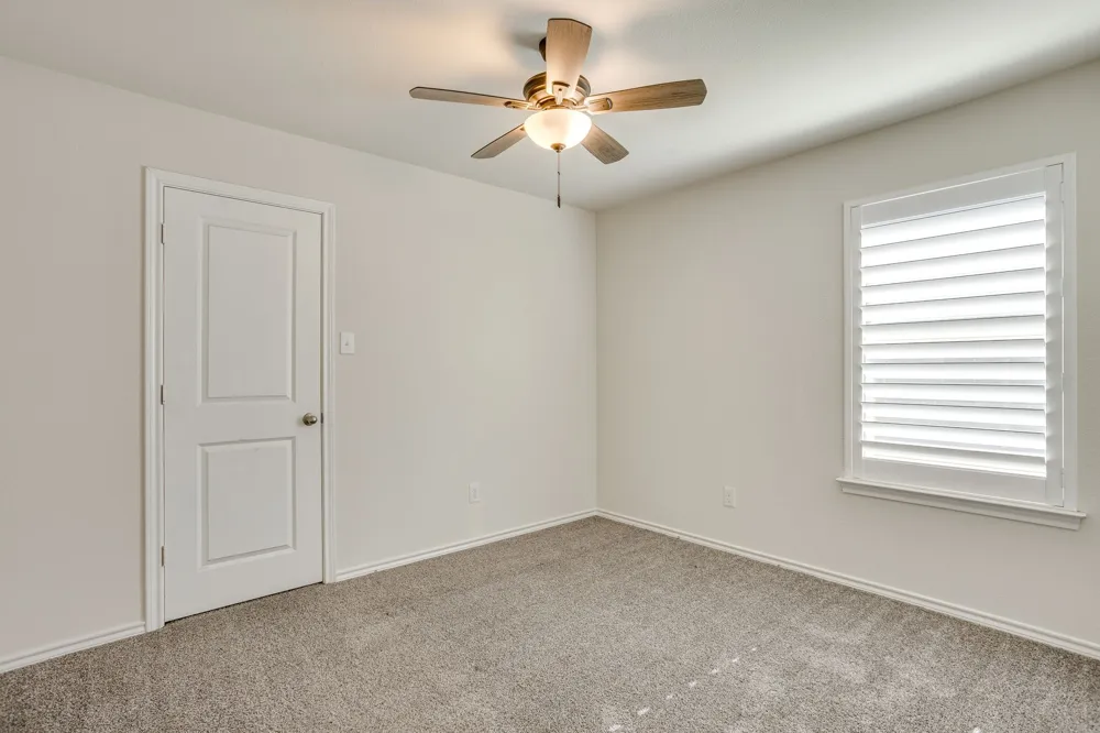 1533 Grassy Meadows Drive Burleson, TX 76058