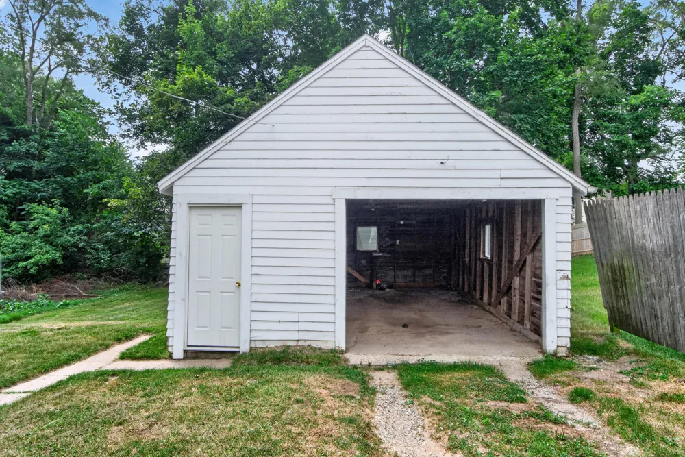 135 E Mansion Jackson, MI 49203