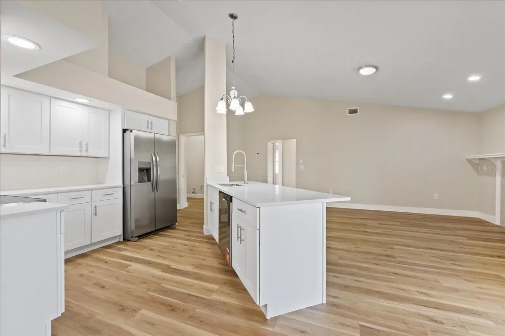 120 FOUNTAIN COURT Spring Hill, FL 34606
