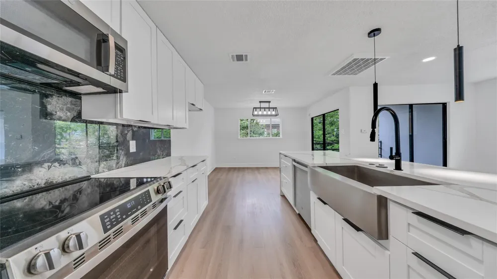 3510 Bellaire Boulevard Houston, TX 77025