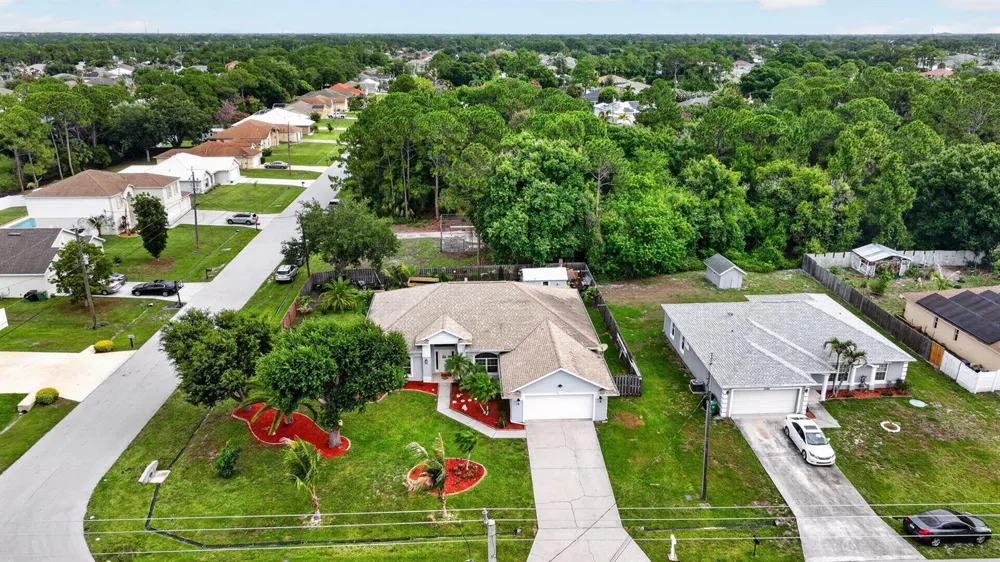 1571 SW Hunnicut Avenue Port St. Lucie, FL 34953