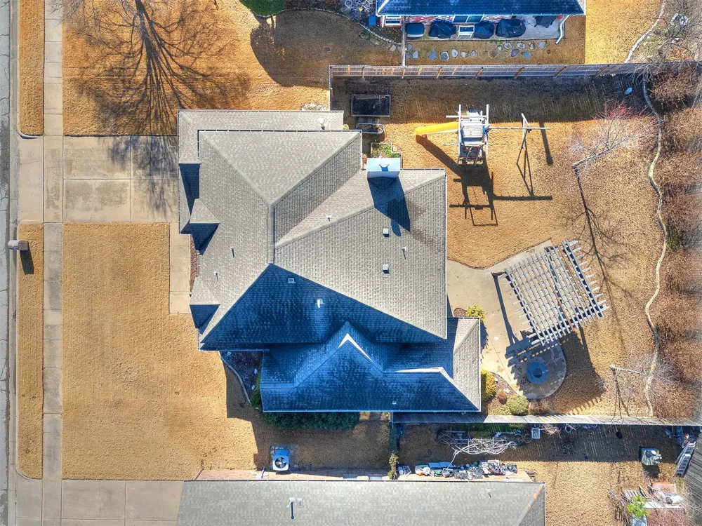 1004 S Yellowood Avenue Broken Arrow, OK 74012