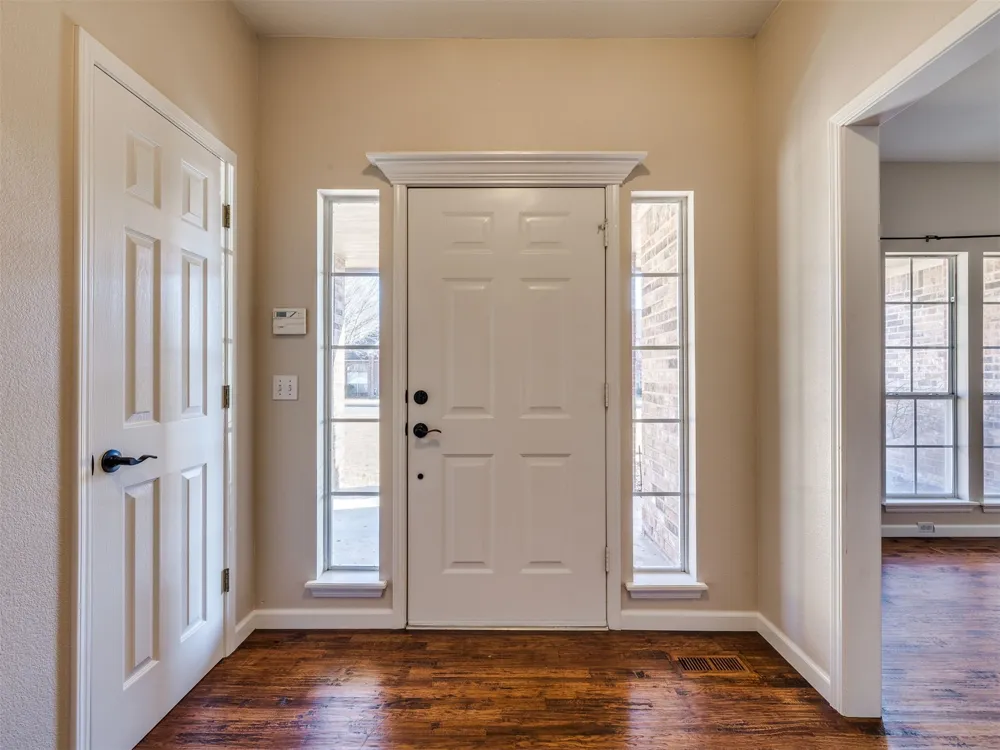 1004 S Yellowood Avenue Broken Arrow, OK 74012