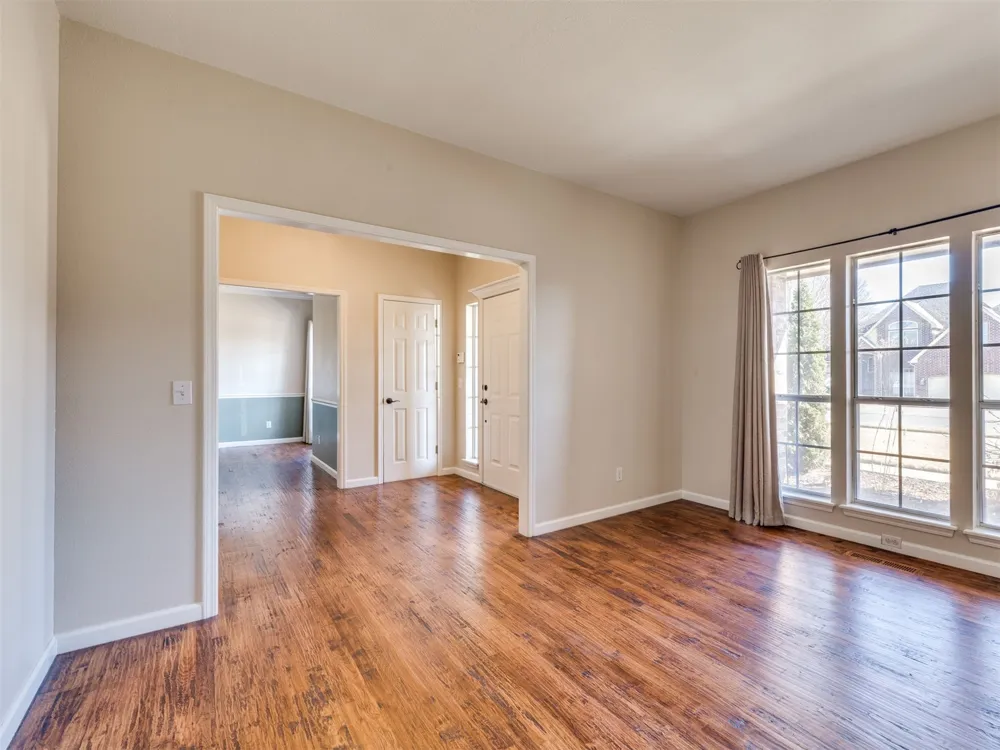 1004 S Yellowood Avenue Broken Arrow, OK 74012