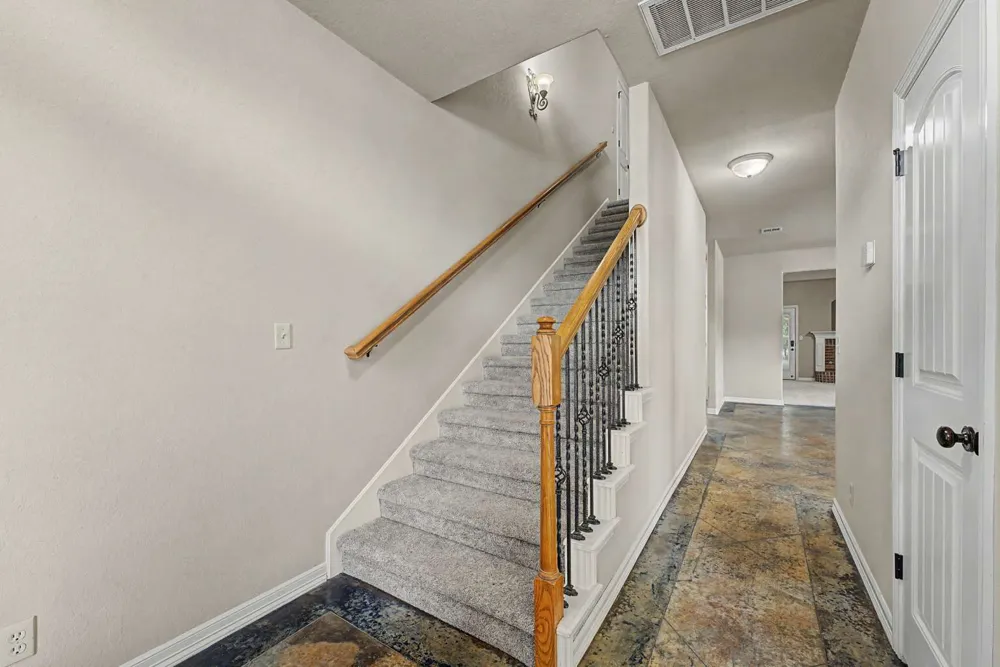 701 W 39th Street Sand Springs, OK 74063
