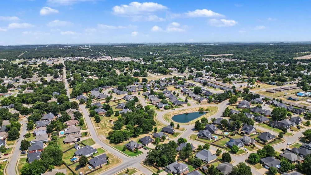 701 W 39th Street Sand Springs, OK 74063