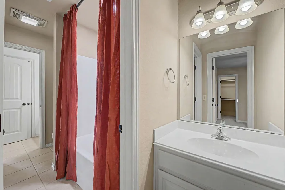 701 W 39th Street Sand Springs, OK 74063