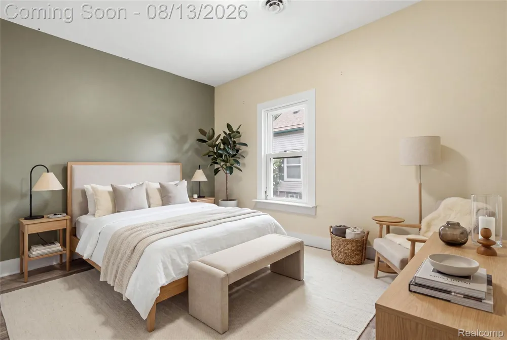 1039 Ennest Boulevard White Lake Charter Township, MI 48386