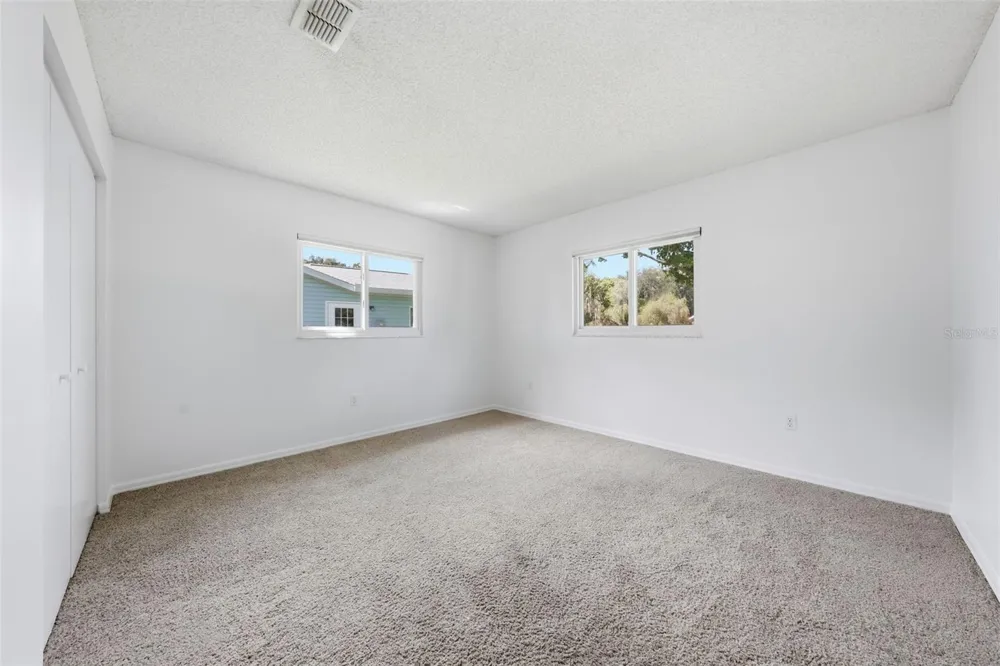 17989 SE 106TH COURT Summerfield, FL 34491