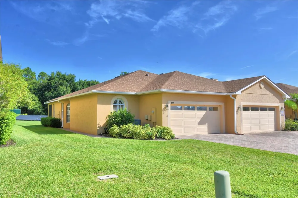1307 INNSBRUCK CT Winter Haven, FL 33884