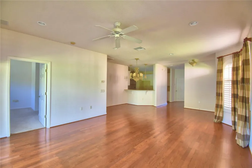 1307 INNSBRUCK CT Winter Haven, FL 33884