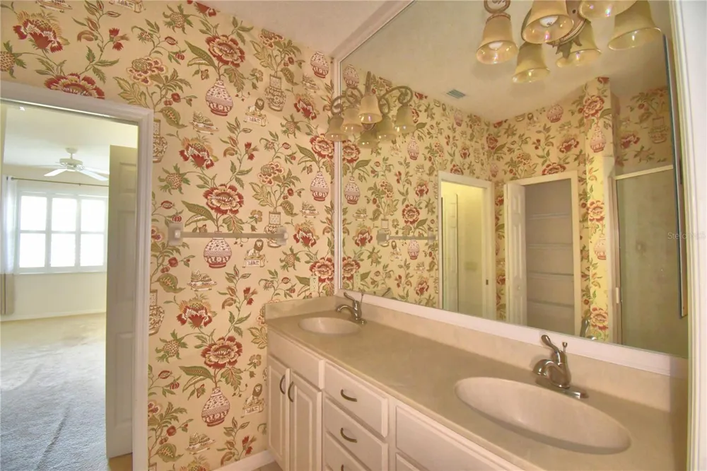 1307 INNSBRUCK CT Winter Haven, FL 33884