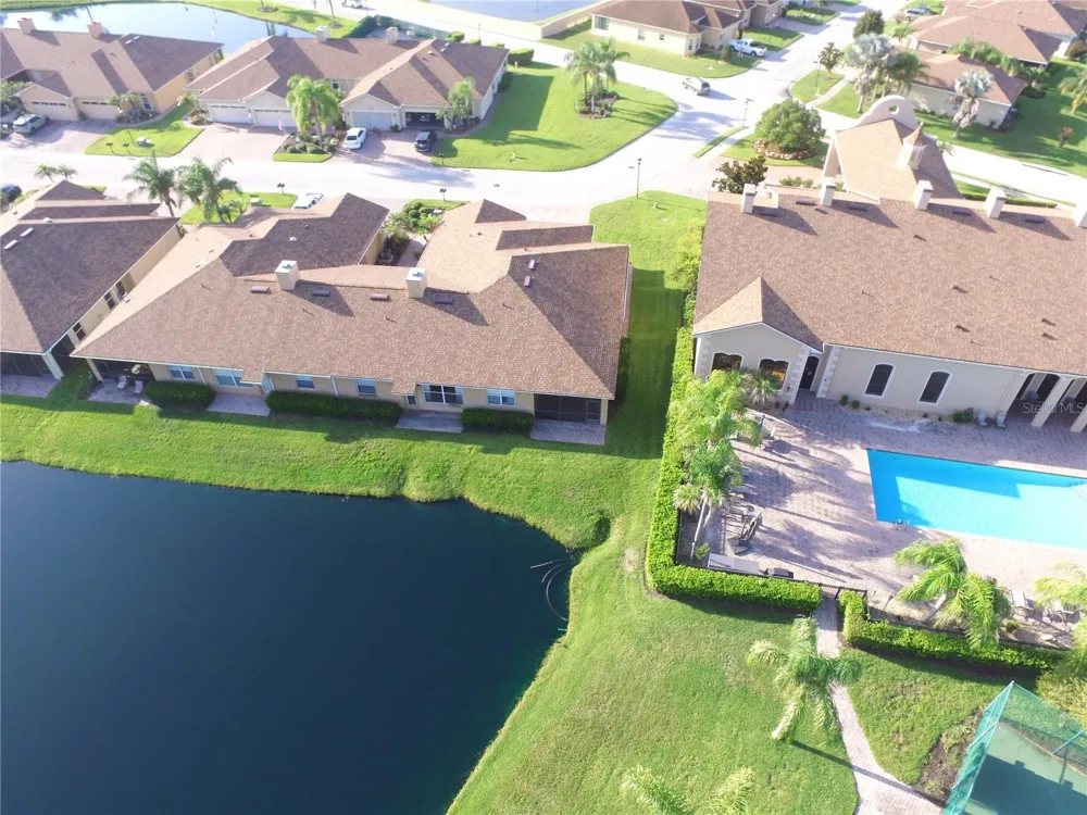1307 INNSBRUCK CT Winter Haven, FL 33884