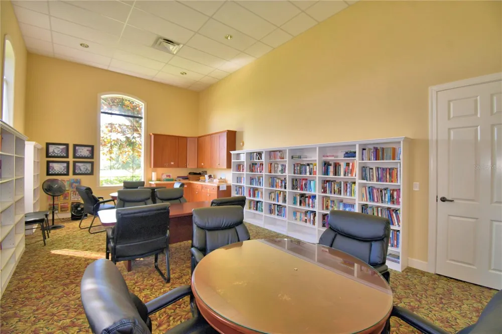 1307 INNSBRUCK CT Winter Haven, FL 33884