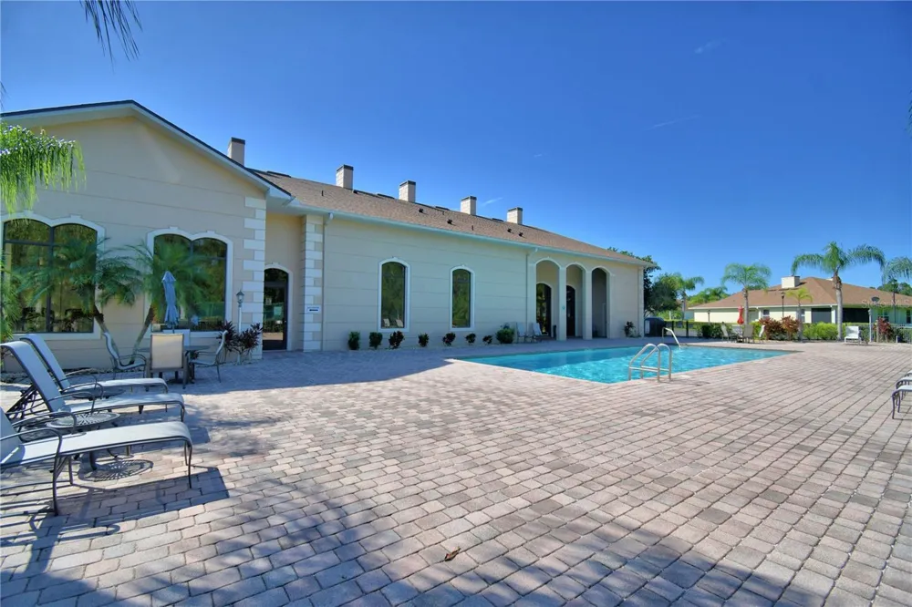 1307 INNSBRUCK CT Winter Haven, FL 33884