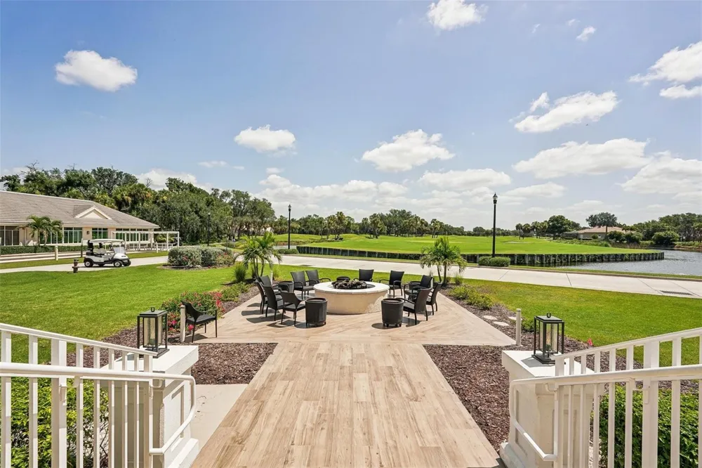 403 LANSBROOK DRIVE Venice, FL 34292
