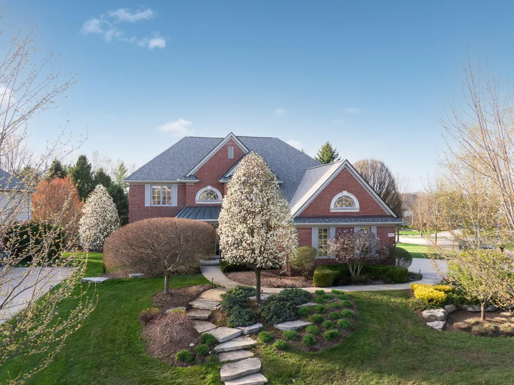 2910 Addison Circle Rochester, MI 48306