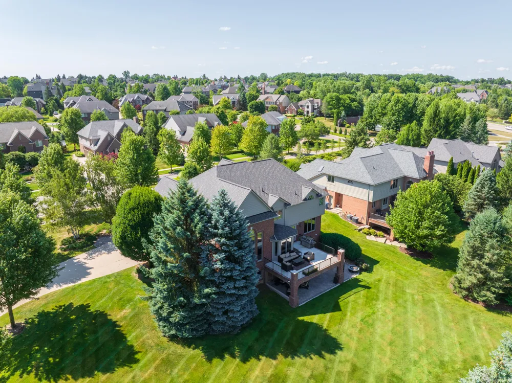 2910 Addison Circle Rochester, MI 48306