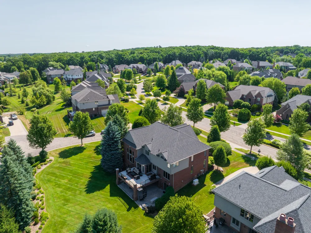 2910 Addison Circle Rochester, MI 48306