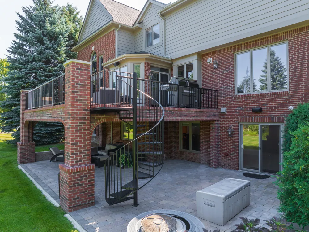 2910 Addison Circle Rochester, MI 48306