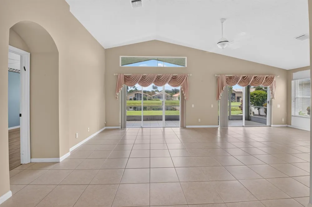 6839 Lismore Avenue Boynton Beach, FL 33437