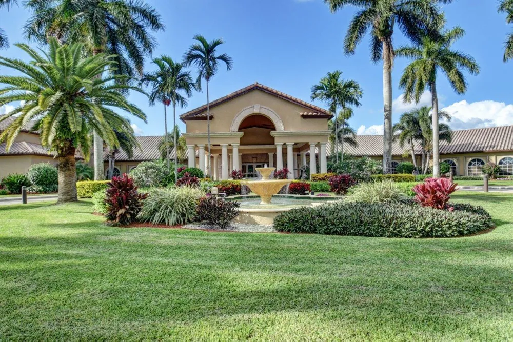 6839 Lismore Avenue Boynton Beach, FL 33437